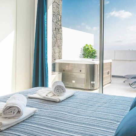 Monterey House Playa Blanca Villa Exterior foto